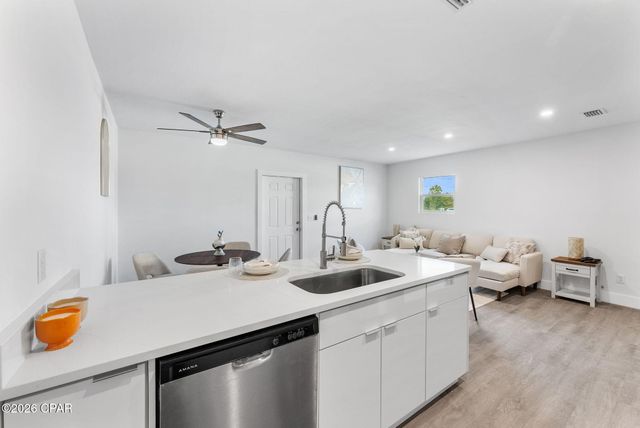 6738 Cherry Street, Callaway, FL 32404