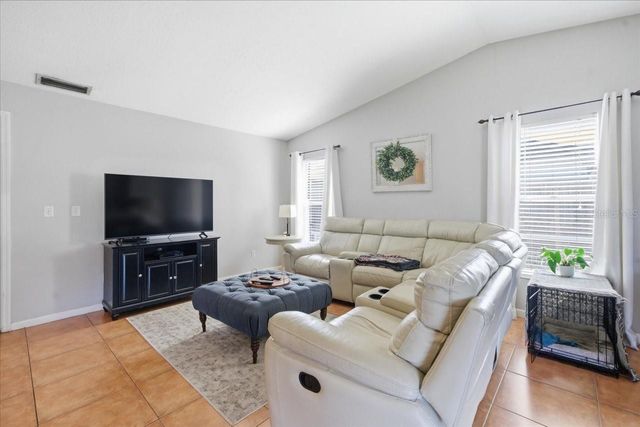 5405 STORK COURT, Tampa, FL 33625