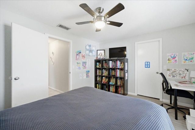 5405 STORK COURT, Tampa, FL 33625