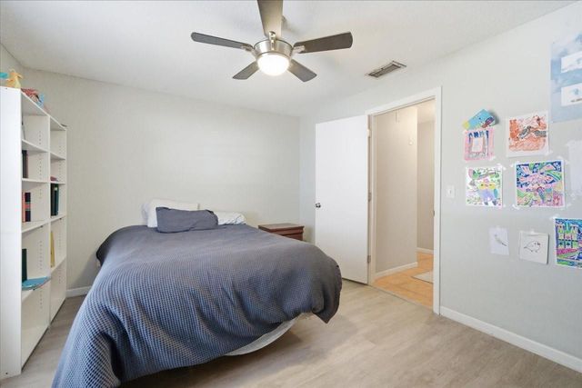 5405 STORK COURT, Tampa, FL 33625