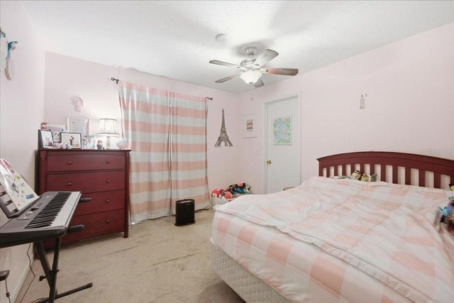 5405 STORK COURT, Tampa, FL 33625