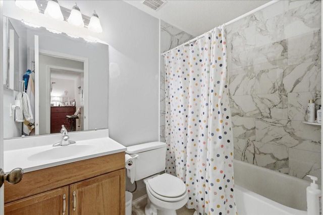 5405 STORK COURT, Tampa, FL 33625