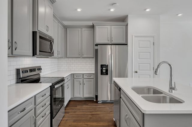 5063 Dayflower Drive, Hermitage, TN 37076