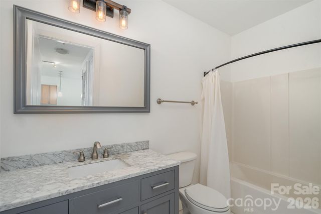 1101 W 1st Street 307, Charlotte, NC 28202