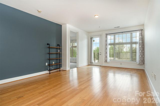 1101 W 1st Street 307, Charlotte, NC 28202