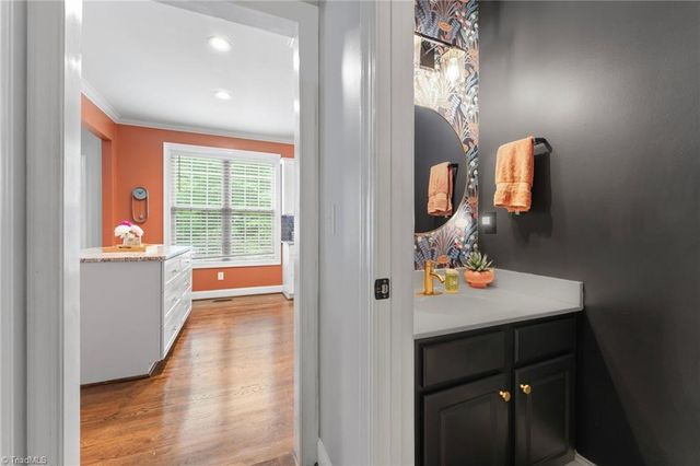 6010 Kempsford Court, Kernersville, NC 27284