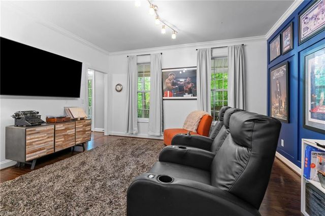 6010 Kempsford Court, Kernersville, NC 27284
