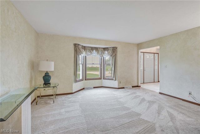 3090 Uxbridge Drive, Brunswick, OH 44212