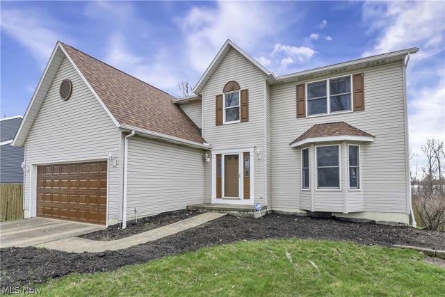 3090 Uxbridge Drive, Brunswick, OH 44212