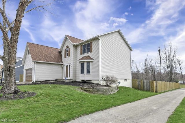 3090 Uxbridge Drive, Brunswick, OH 44212