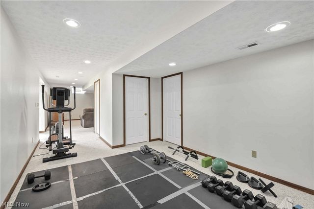 3090 Uxbridge Drive, Brunswick, OH 44212