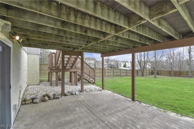 3090 Uxbridge Drive, Brunswick, OH 44212