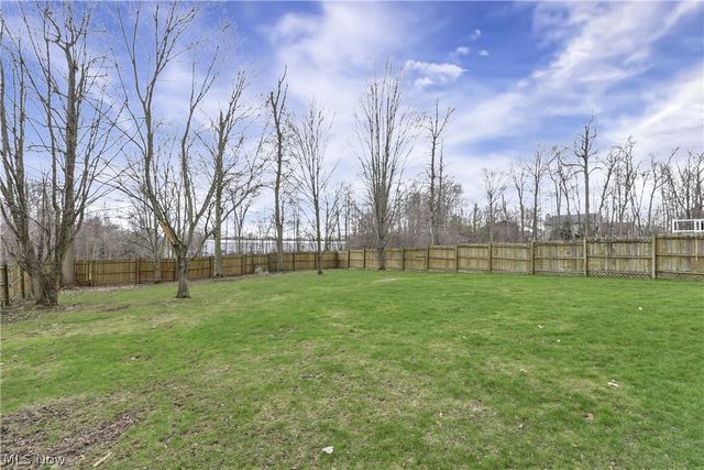 3090 Uxbridge Drive, Brunswick, OH 44212