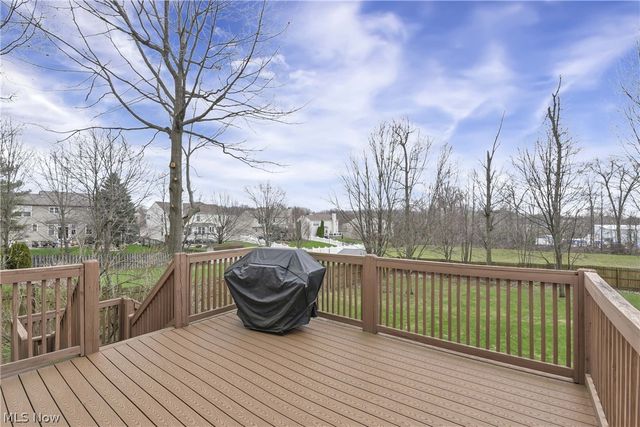 3090 Uxbridge Drive, Brunswick, OH 44212