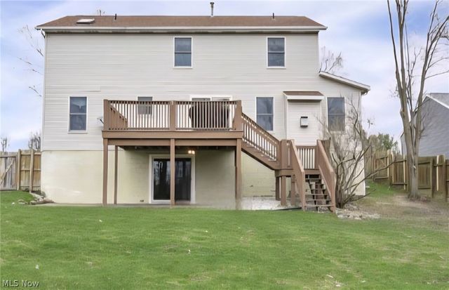 3090 Uxbridge Drive, Brunswick, OH 44212