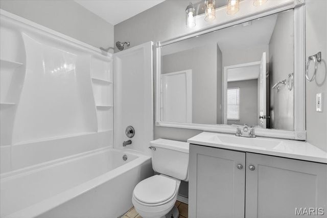 850 Liberty Village Drive, Florissant, MO 63031