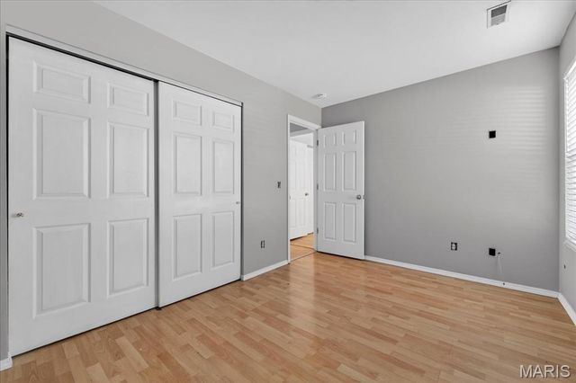 850 Liberty Village Drive, Florissant, MO 63031