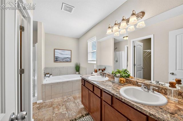 7913 Dry Willow Way, Colorado Springs, CO 80908