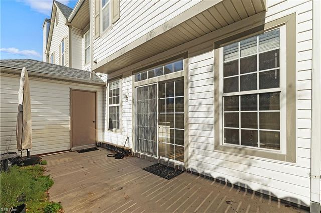 1434 Shortleaf LN, Chesapeake, VA 23320