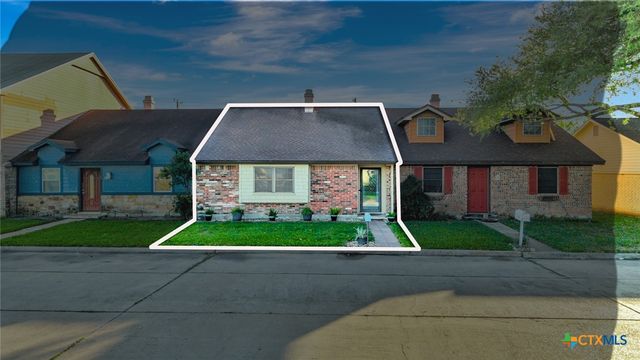 17 Northshire Street, Victoria, TX 77904