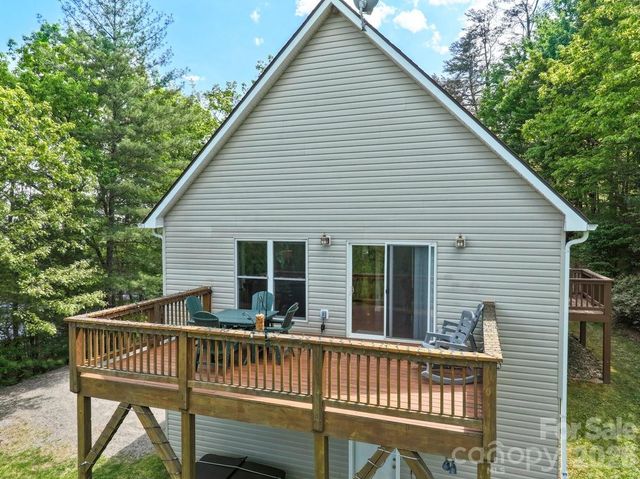 31 Bear Den Road, Asheville, NC 28805