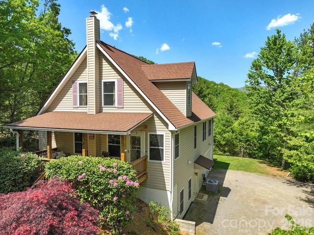 31 Bear Den Road, Asheville, NC 28805
