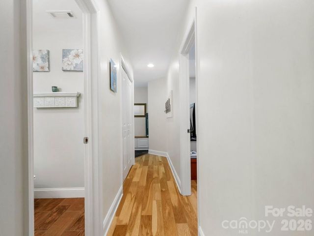 31 Bear Den Road, Asheville, NC 28805