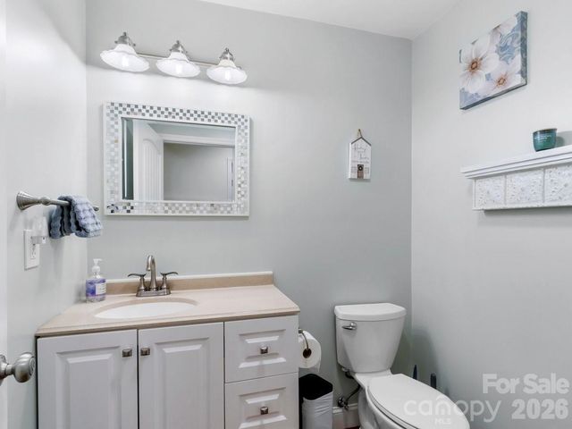 31 Bear Den Road, Asheville, NC 28805