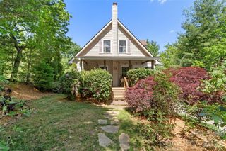 31 Bear Den Road, Asheville, NC 28805