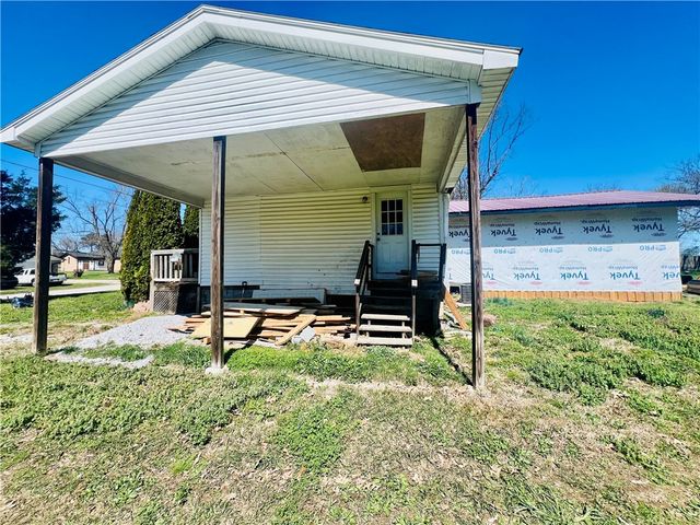 3801 Southland Drive, Springdale, AR 72764