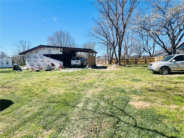 3801 Southland Drive, Springdale, AR 72764