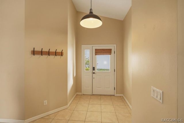 58 Byrsonima Circle, Homosassa, FL 34446