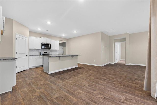 104 Green Passage Lane, Summerville, SC 29486