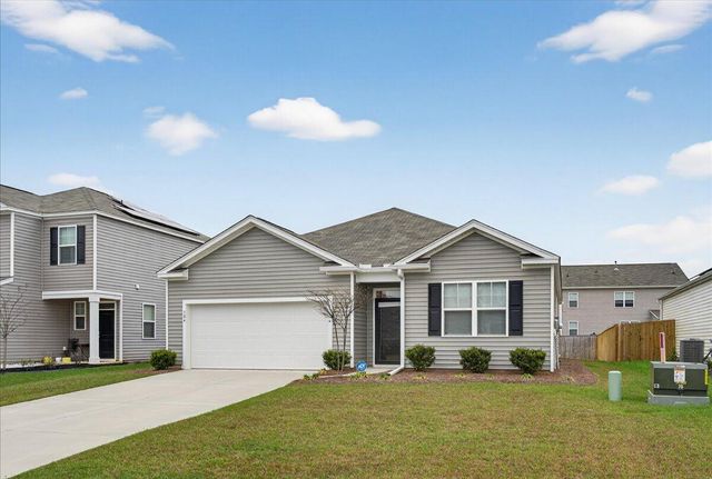 104 Green Passage Lane, Summerville, SC 29486