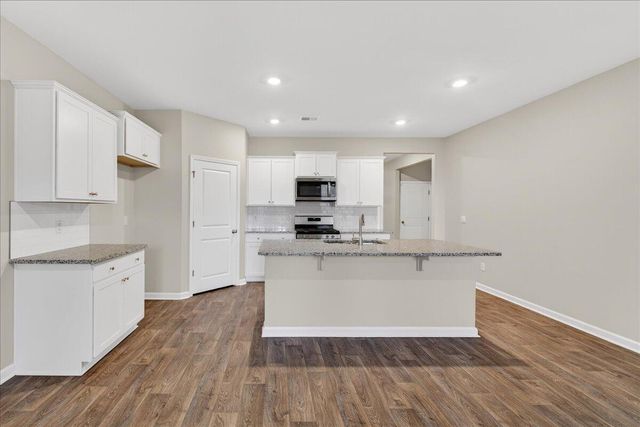 104 Green Passage Lane, Summerville, SC 29486