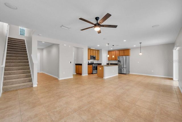 5204 BANNISTER PARK LANE, Lithia, FL 33547