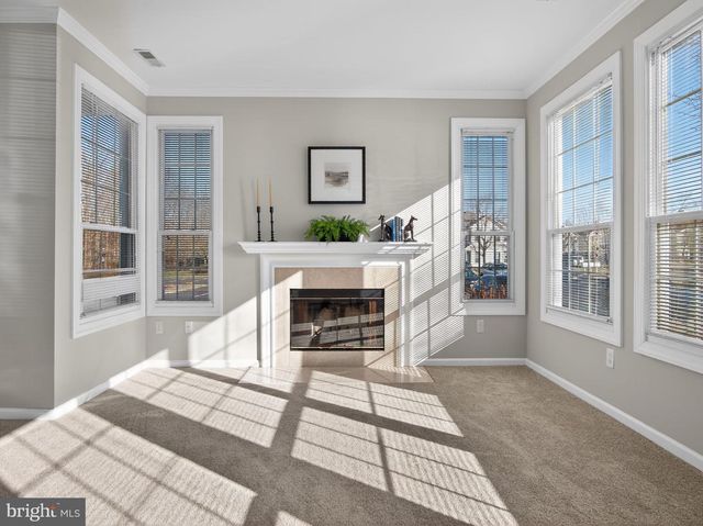 11101 CORNERSTONE DR, Yardley, PA 19067