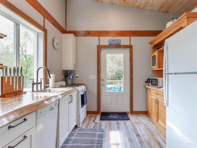 N3711 STATE ROAD 152, Wautoma, WI 54982