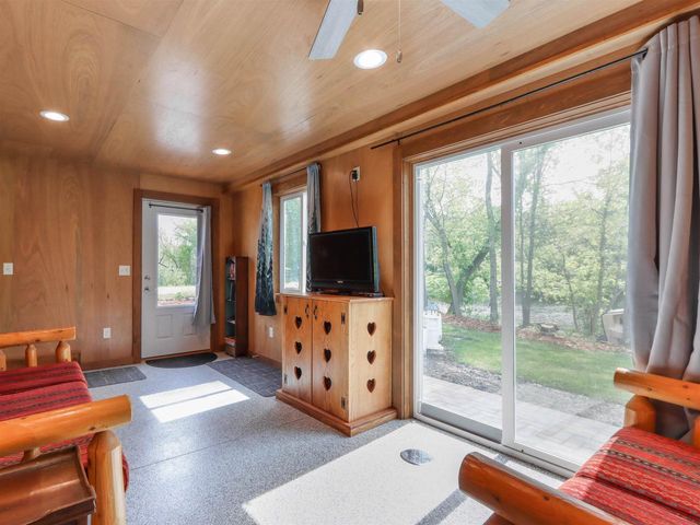 N3711 STATE ROAD 152, Wautoma, WI 54982