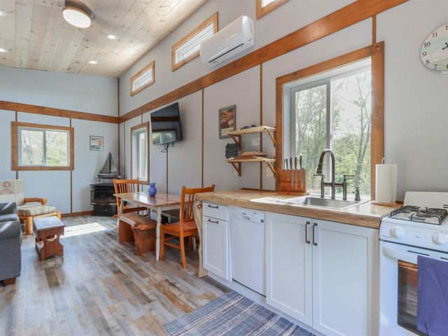 N3711 STATE ROAD 152, Wautoma, WI 54982