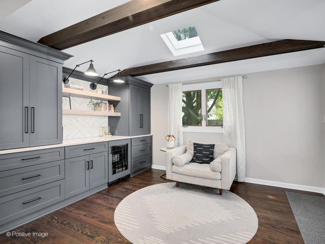 712 N Catherine Avenue, La Grange Park, IL 60526