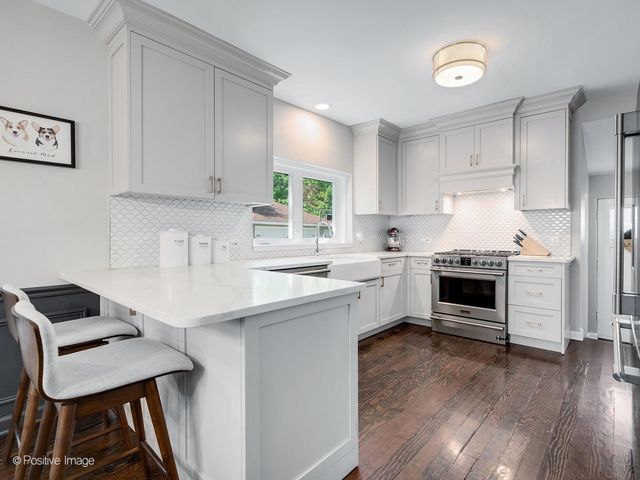 712 N Catherine Avenue, La Grange Park, IL 60526