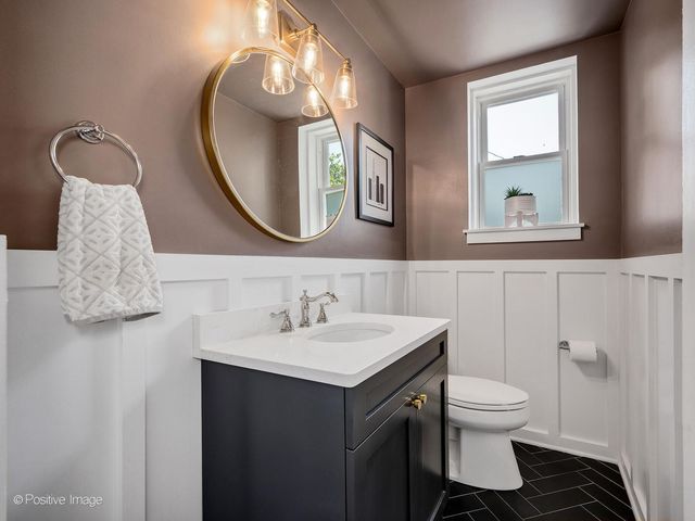 712 N Catherine Avenue, La Grange Park, IL 60526