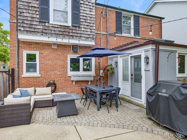 712 N Catherine Avenue, La Grange Park, IL 60526