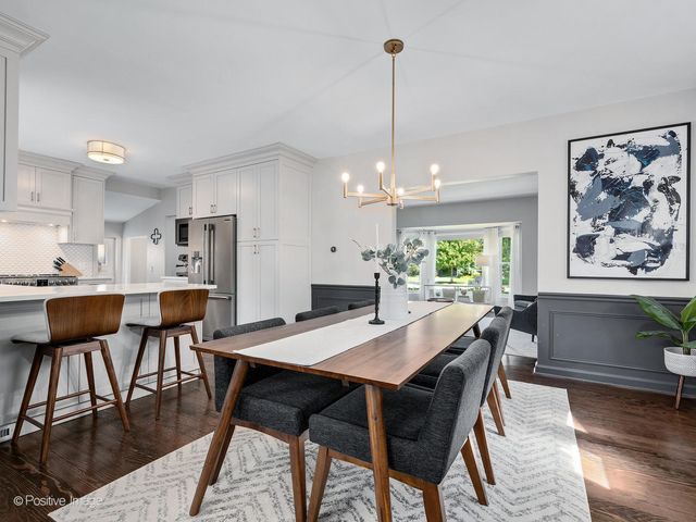 712 N Catherine Avenue, La Grange Park, IL 60526