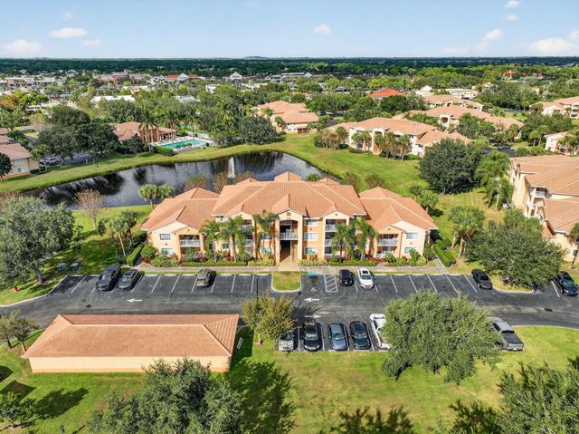 201 SW Palm Dr Apt 201, Port St Lucie, FL 34986