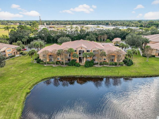 201 SW Palm Dr Apt 201, Port St Lucie, FL 34986