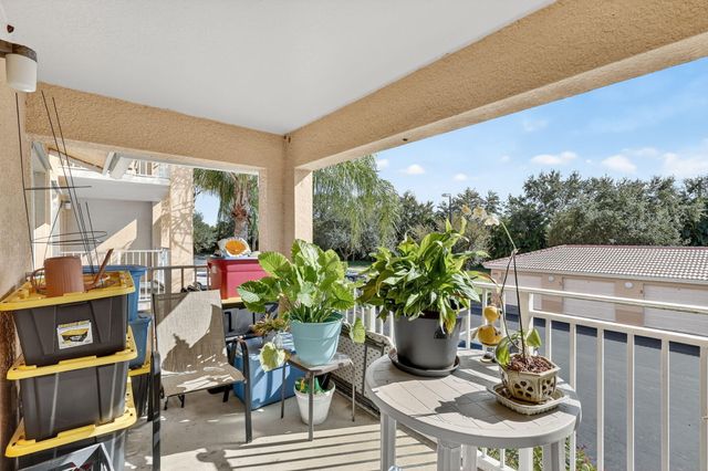 201 SW Palm Dr Apt 201, Port St Lucie, FL 34986
