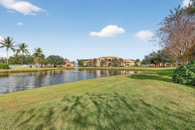 201 SW Palm Dr Apt 201, Port St Lucie, FL 34986