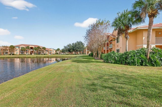 201 SW Palm Dr Apt 201, Port St Lucie, FL 34986